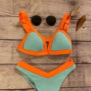 Pura vida set in color puta agua